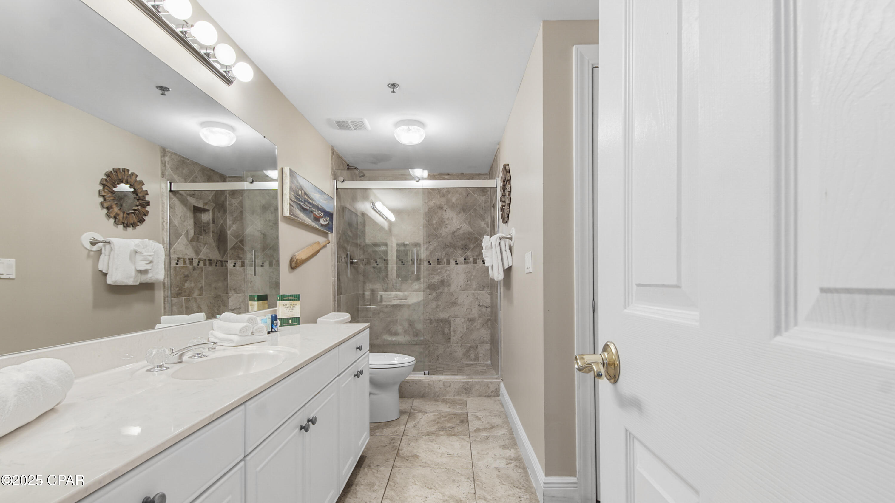 Image 33 For 6415 Thomas Drive 1205