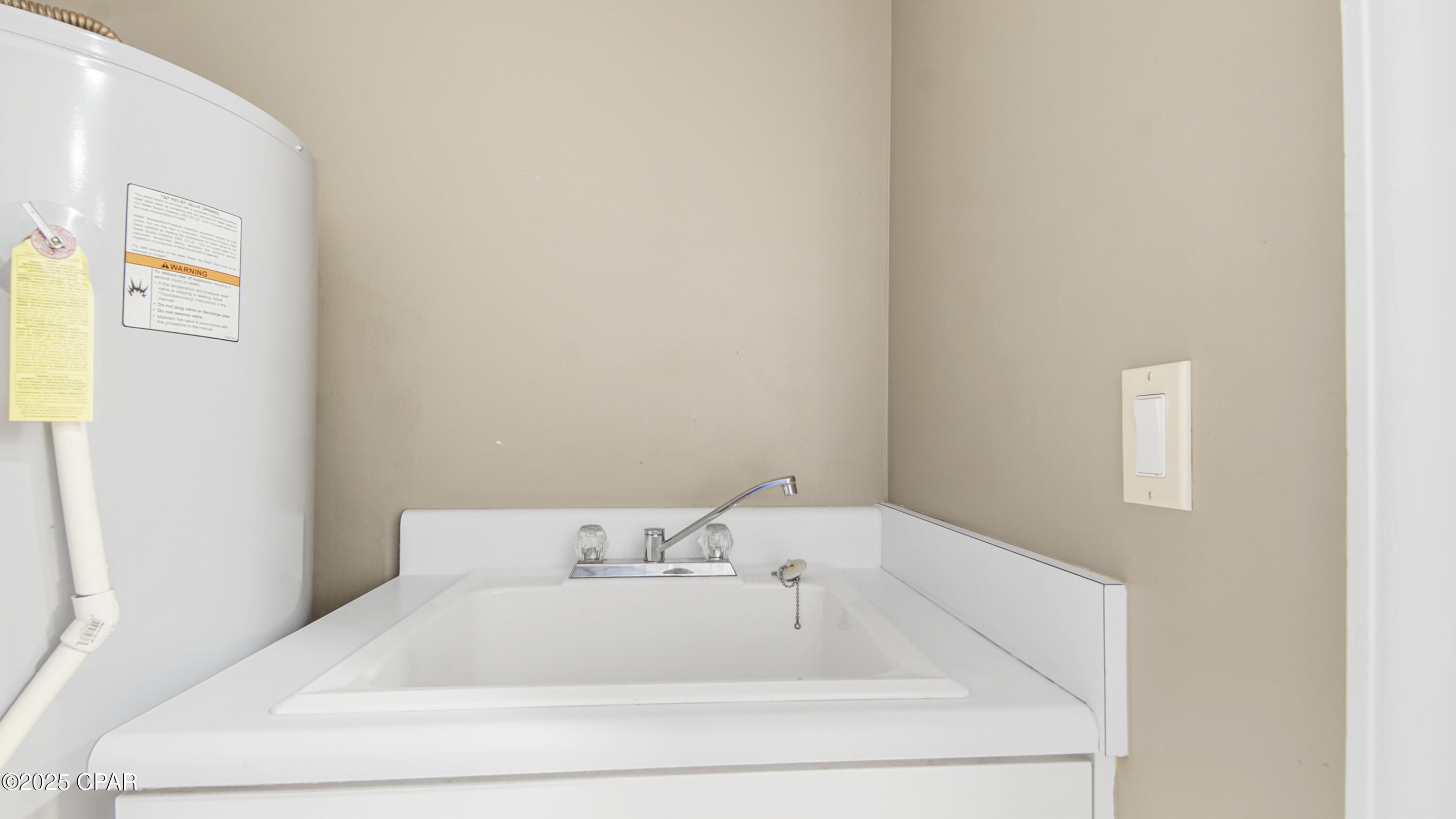 Image 37 For 6415 Thomas Drive 1205