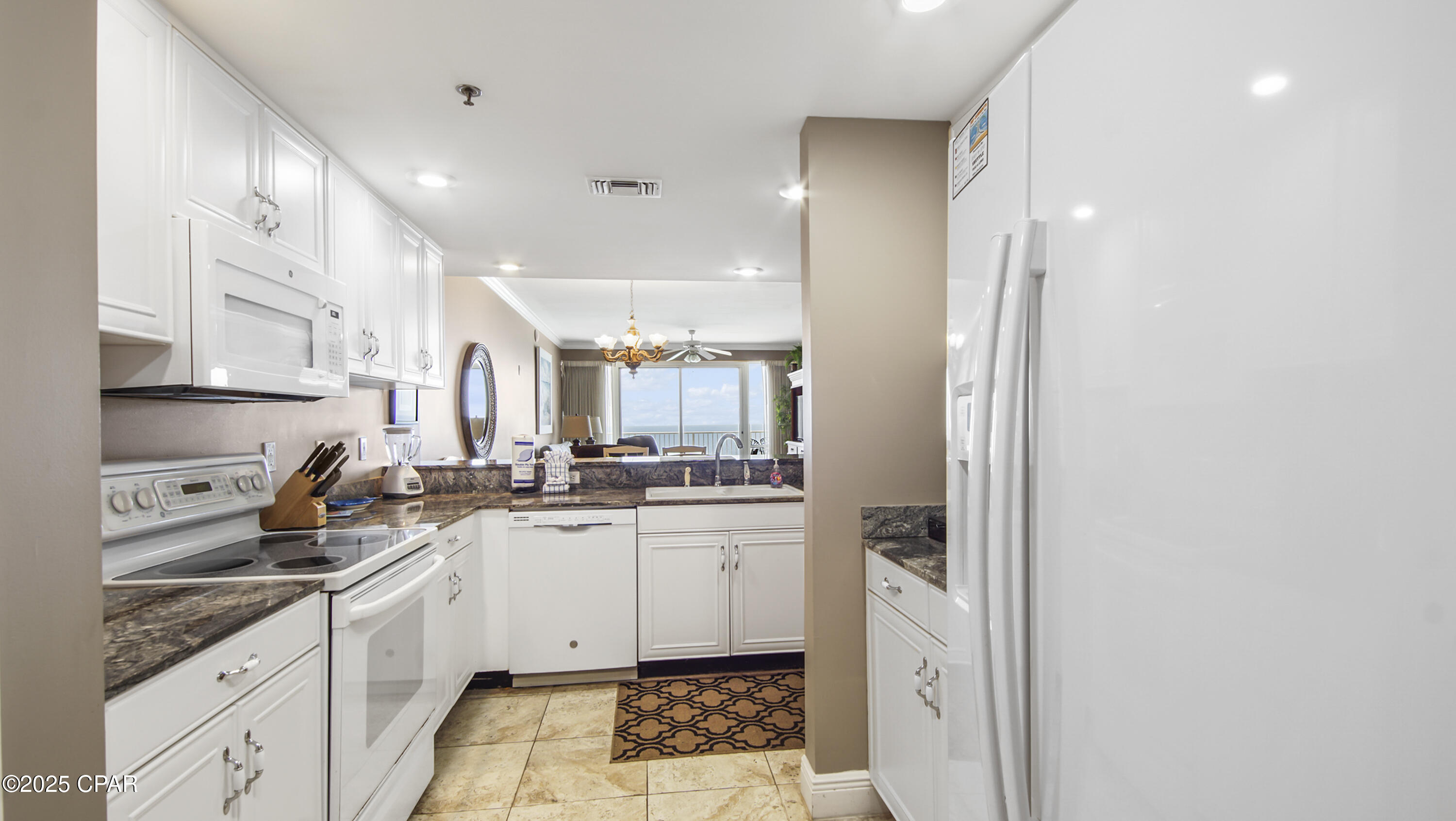 Image 5 For 6415 Thomas Drive 1205