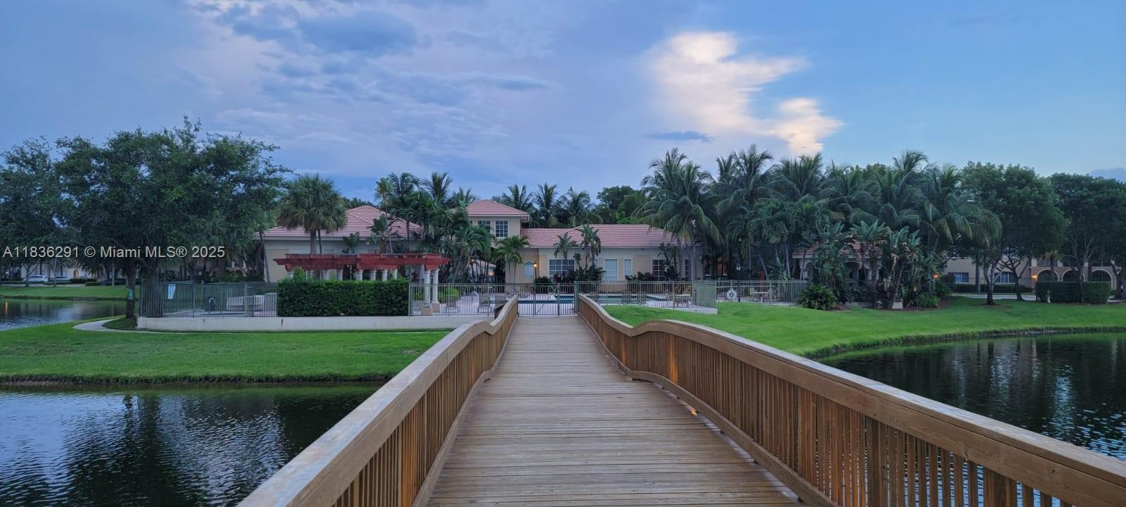 2452 Centergate Dr #103, Miramar, Florida image 26