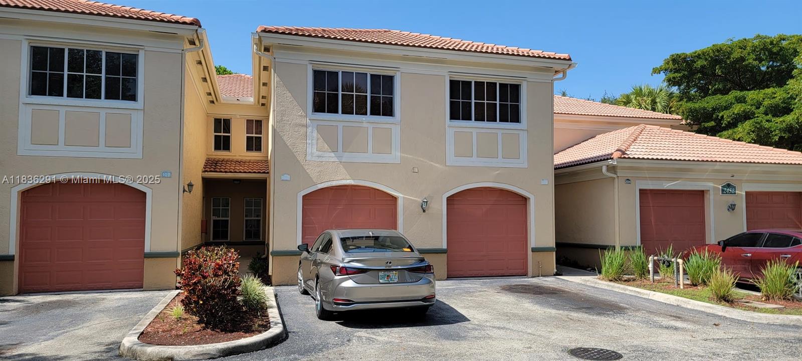2452 Centergate Dr #103, Miramar, Florida image 3