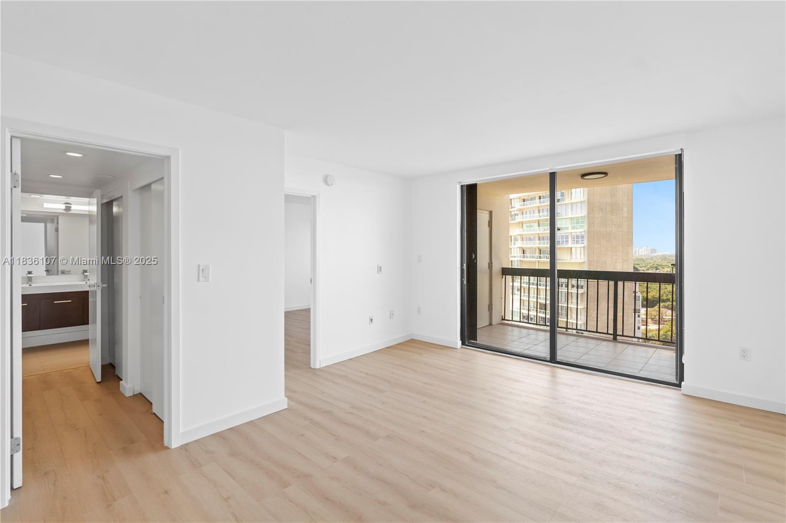 2333 Brickell Ave #1908, Miami FL 33129