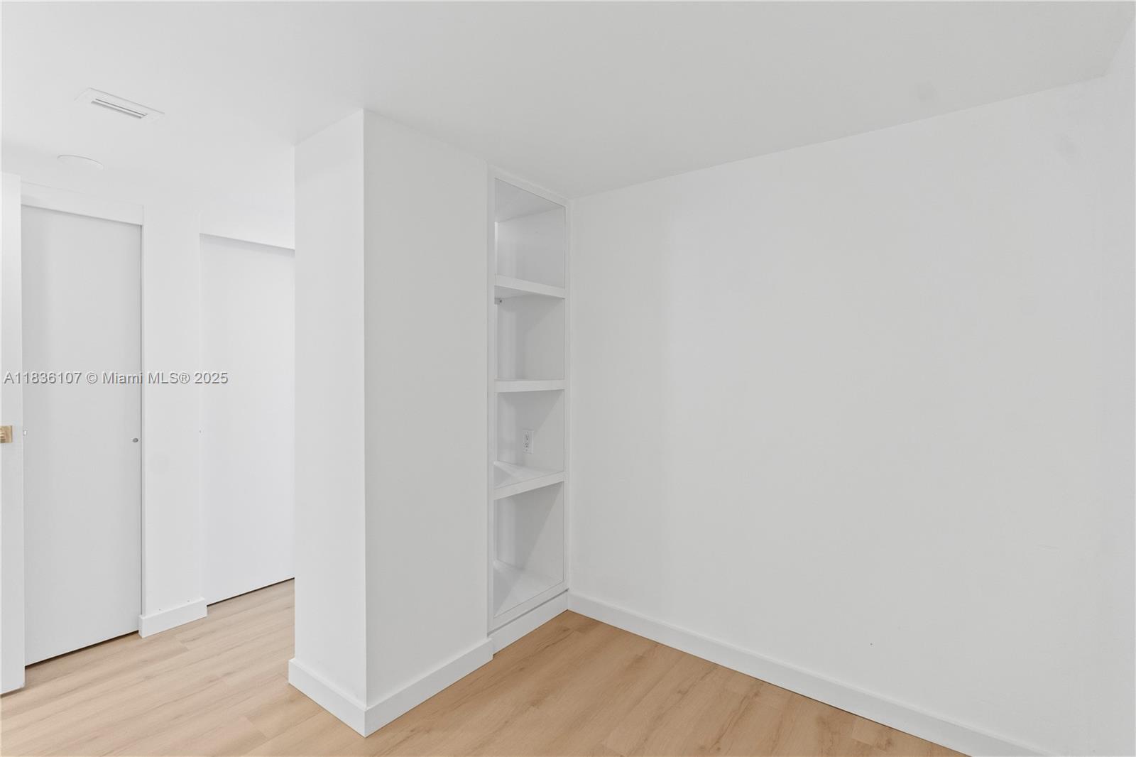 2333 Brickell Ave #1908, Miami FL 33129