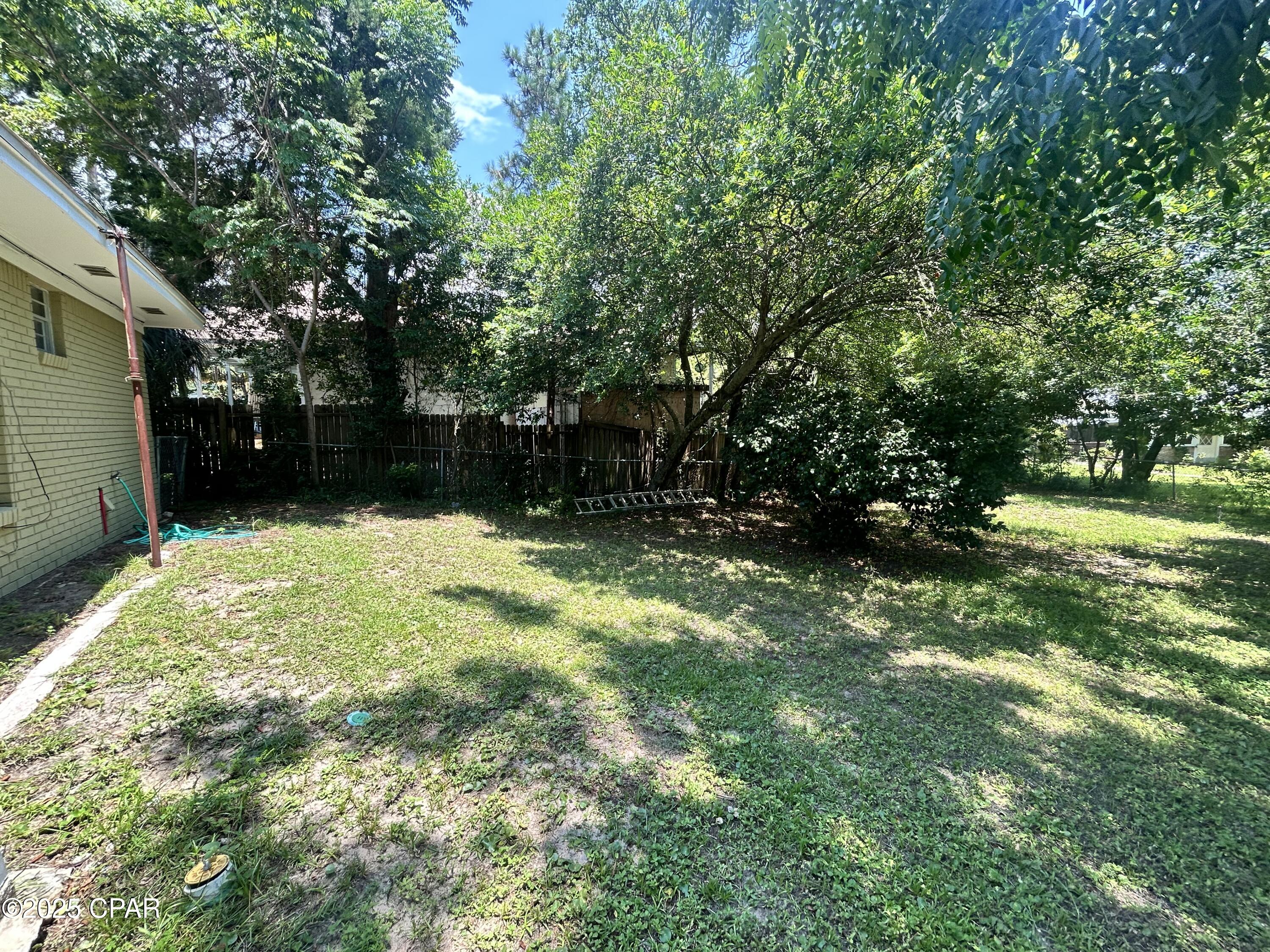 Image 24 For 16238 Lullwater Drive