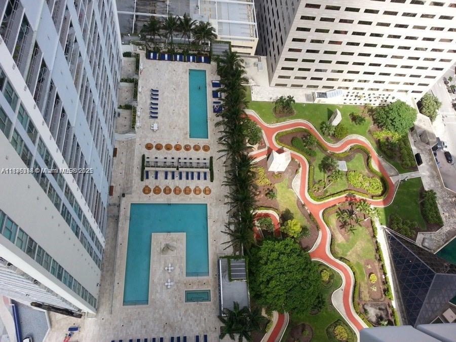 335 S Biscayne Blvd #2006, Miami FL 33131