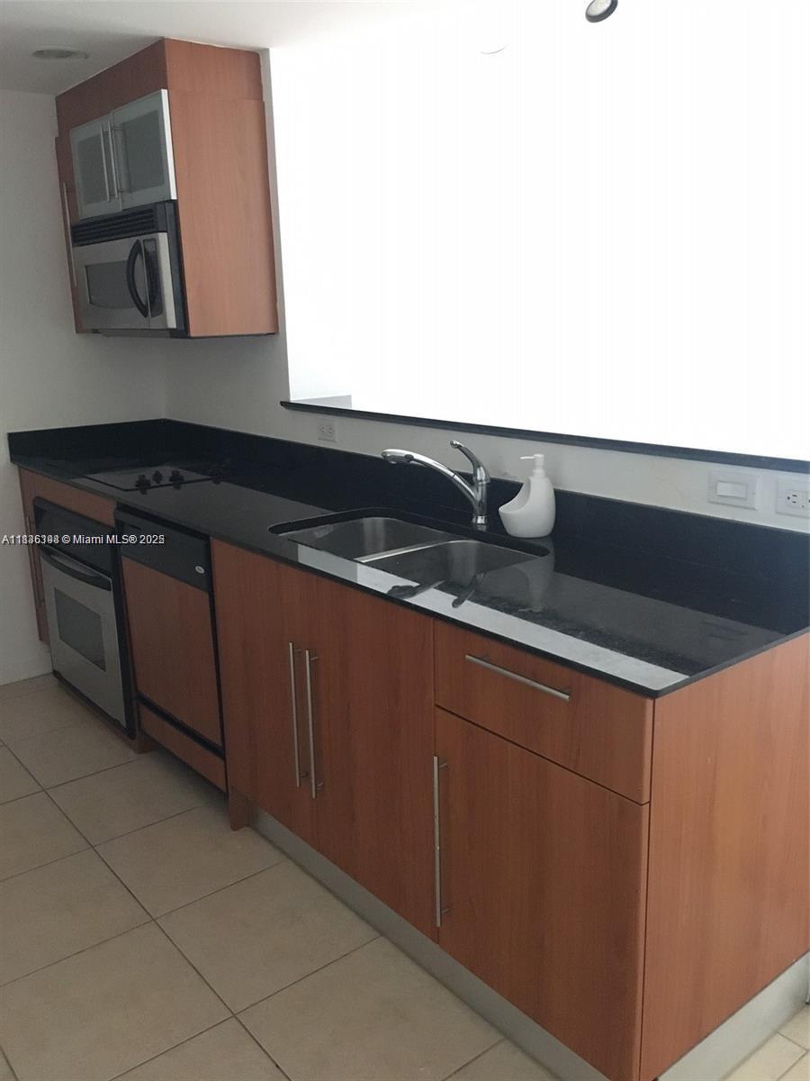335 S Biscayne Blvd #2006, Miami FL 33131