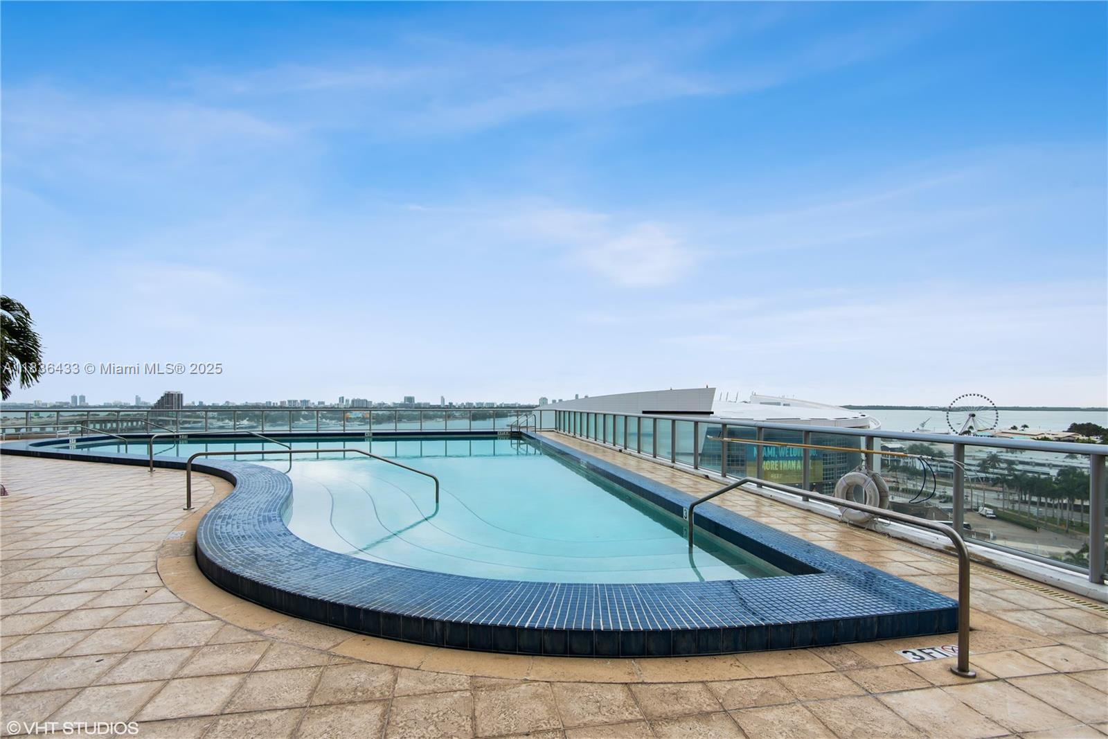 888 Biscayne Blvd #4208, Miami FL 33132