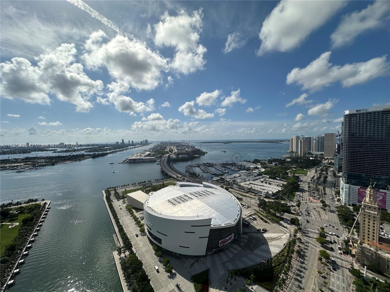 888 Biscayne Blvd #4208, Miami FL 33132