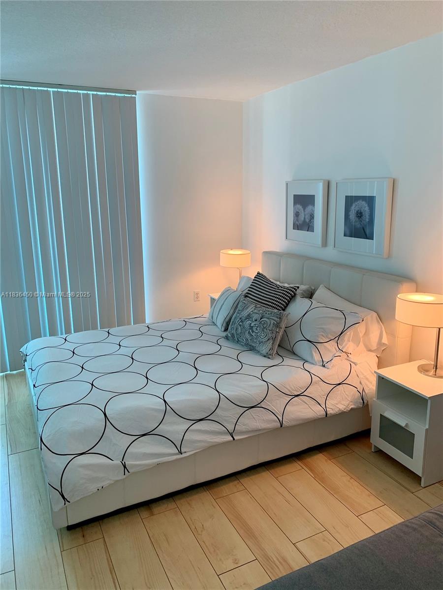 2101 Brickell Ave #2911, Miami FL 33129