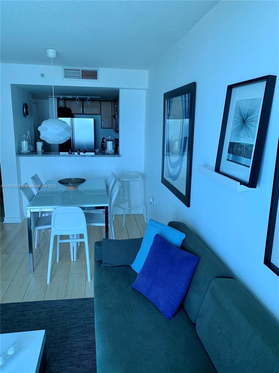 2101 Brickell Ave #2911, Miami FL 33129