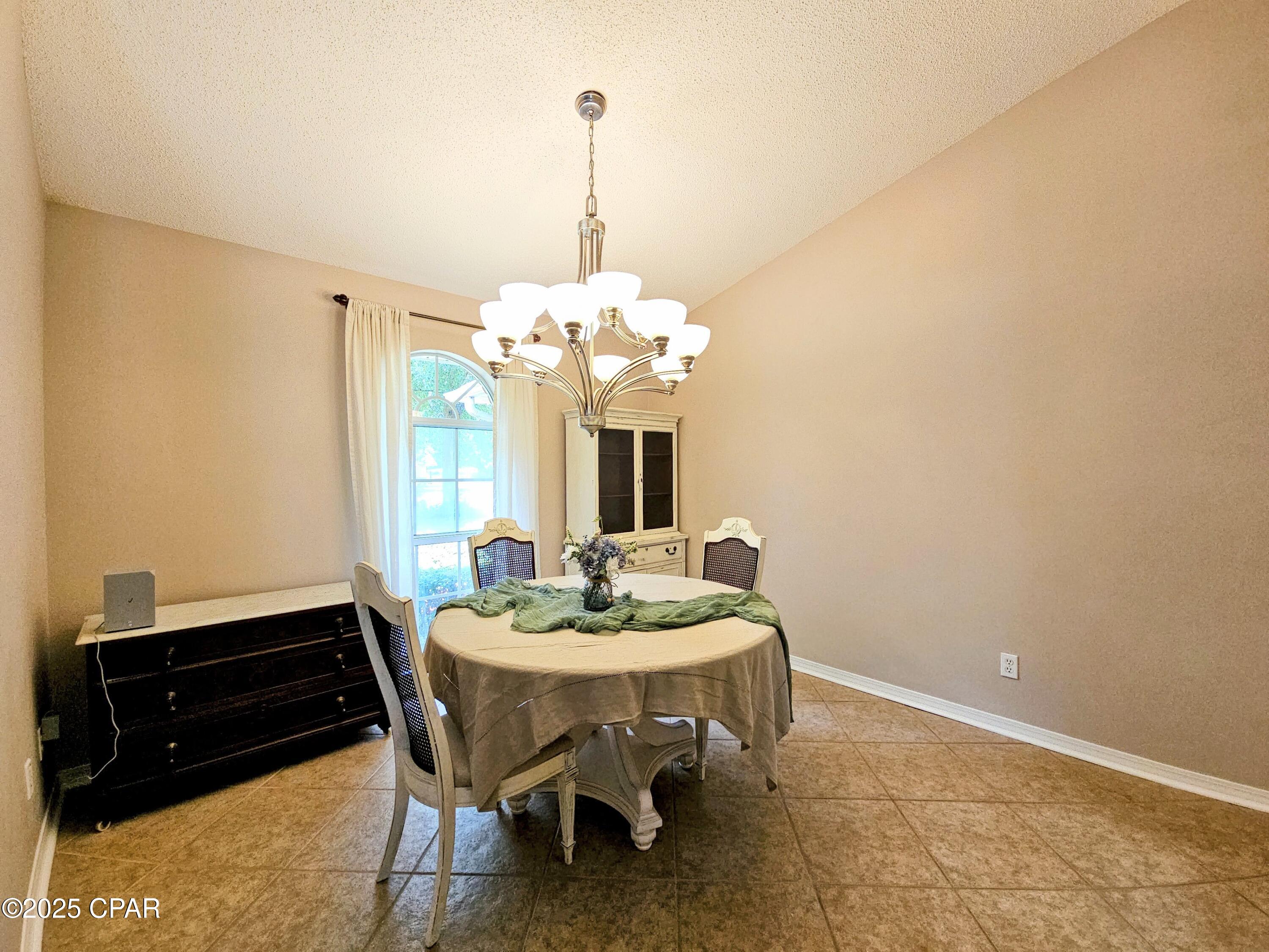 Image 15 For 5658 Derby Drive