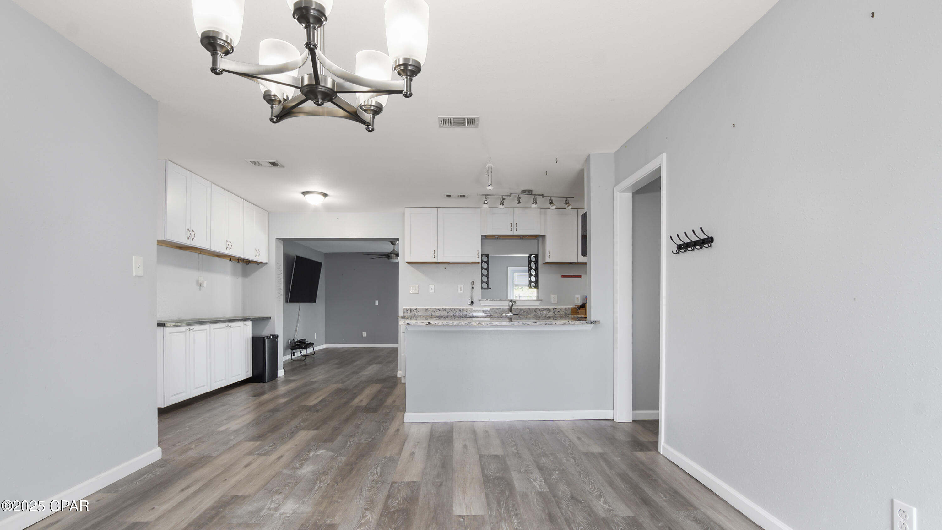 Image 3 For 2606 20th Street