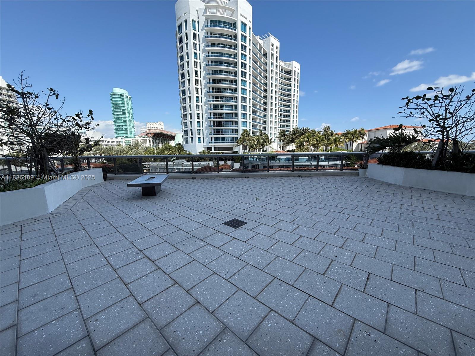 5875 Collins Ave #505, Miami Beach FL 33140