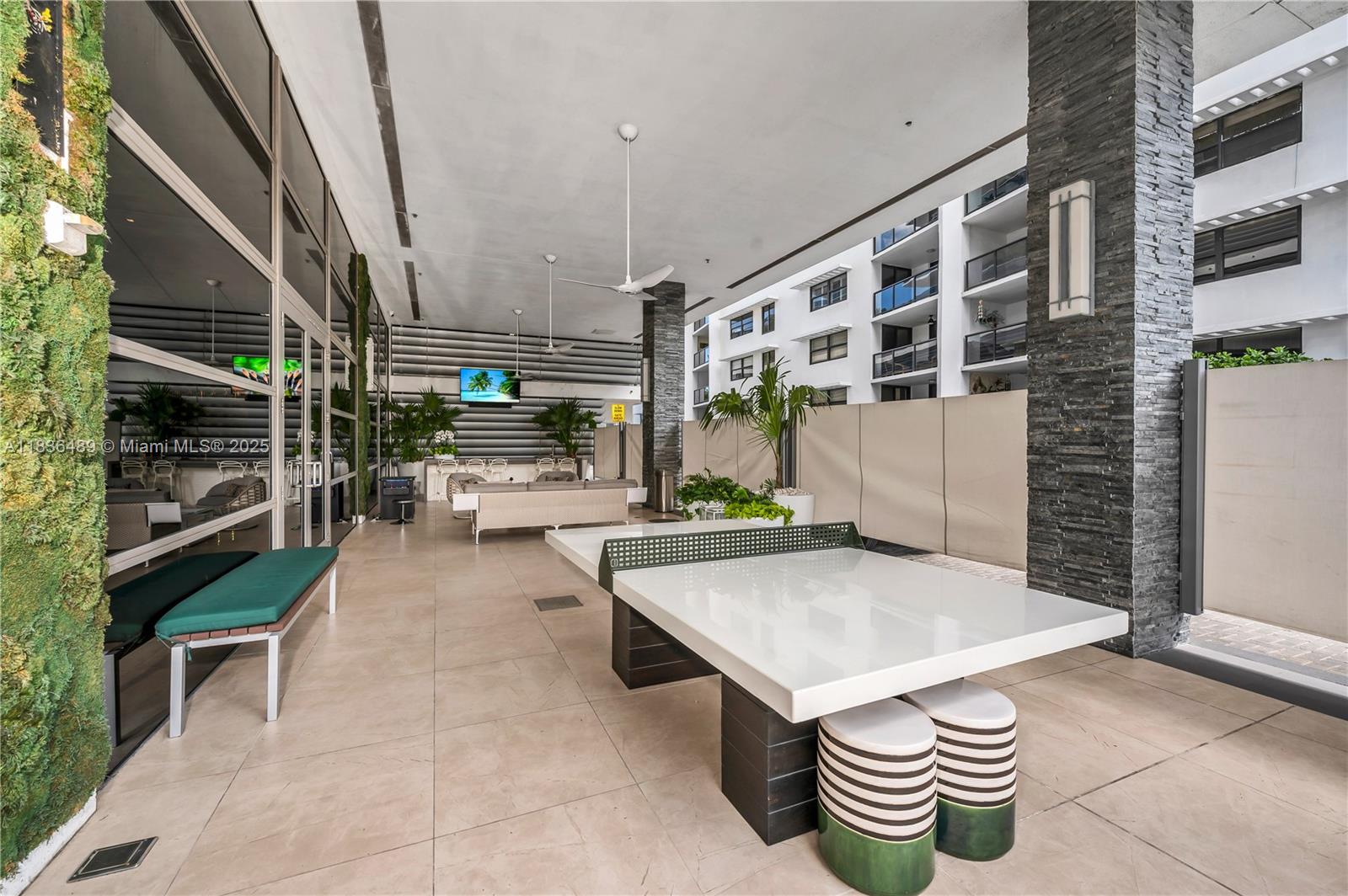 5875 Collins Ave #505, Miami Beach FL 33140