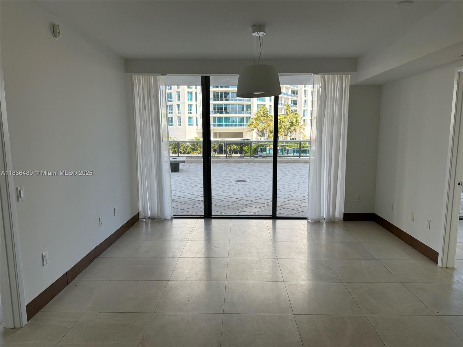 5875 Collins Ave #505, Miami Beach FL 33140
