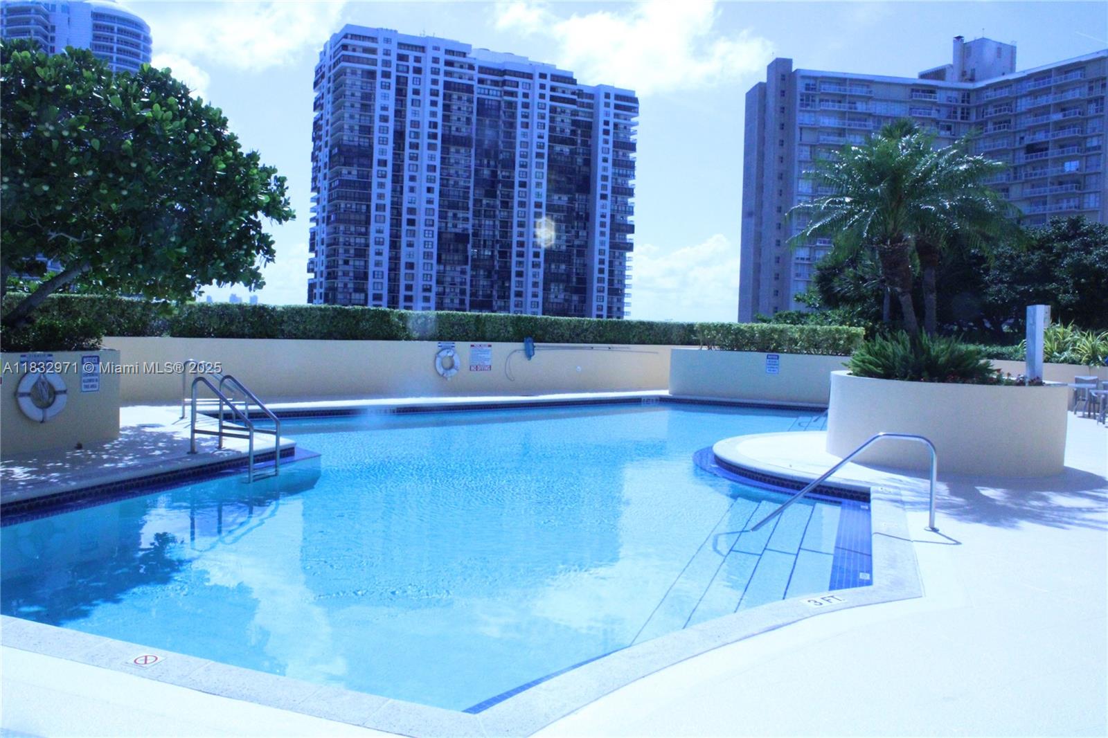 2475 Brickell Ave #1401, Miami FL 33129