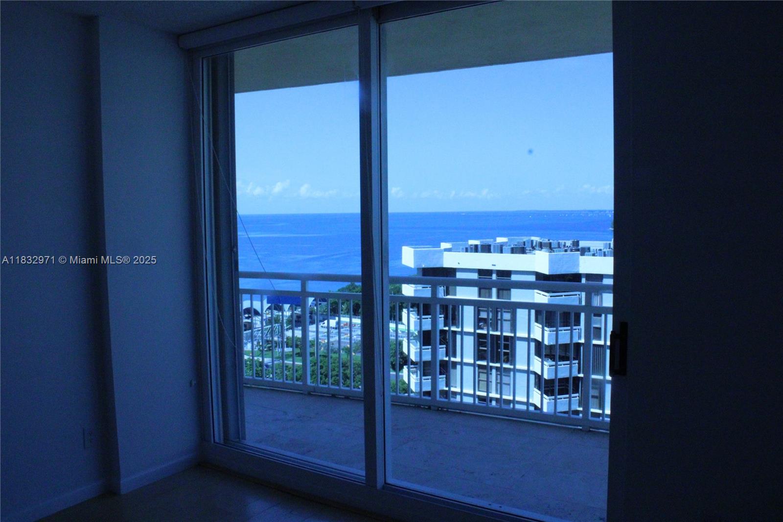 2475 Brickell Ave #1401, Miami FL 33129
