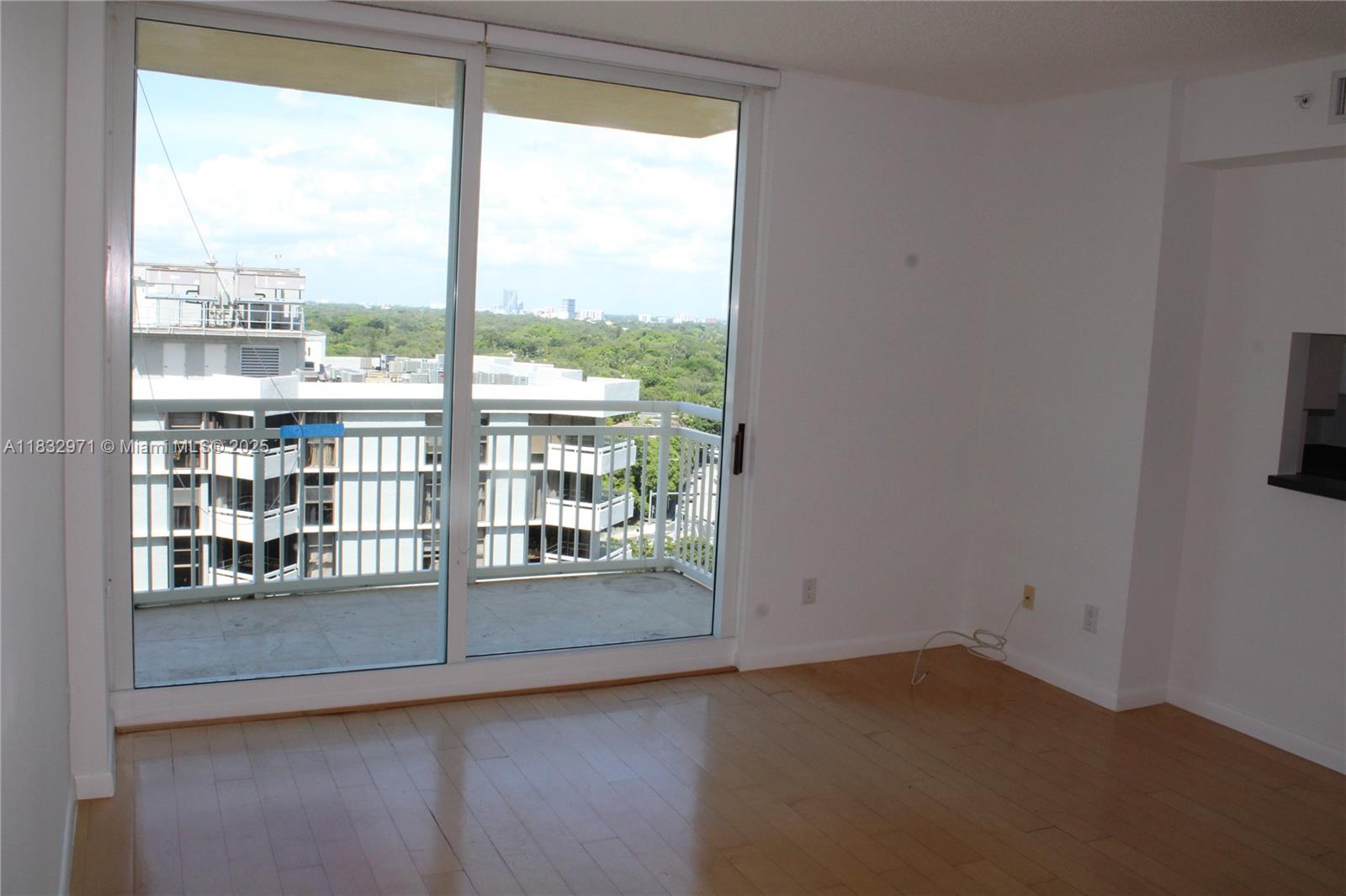 2475 Brickell Ave #1401, Miami FL 33129
