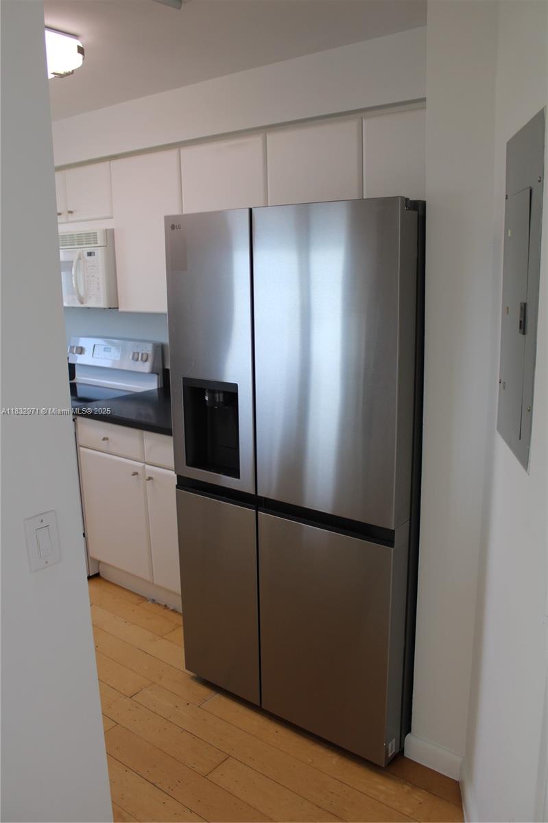 2475 Brickell Ave #1401, Miami FL 33129
