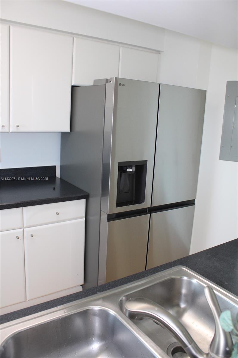 2475 Brickell Ave #1401, Miami FL 33129