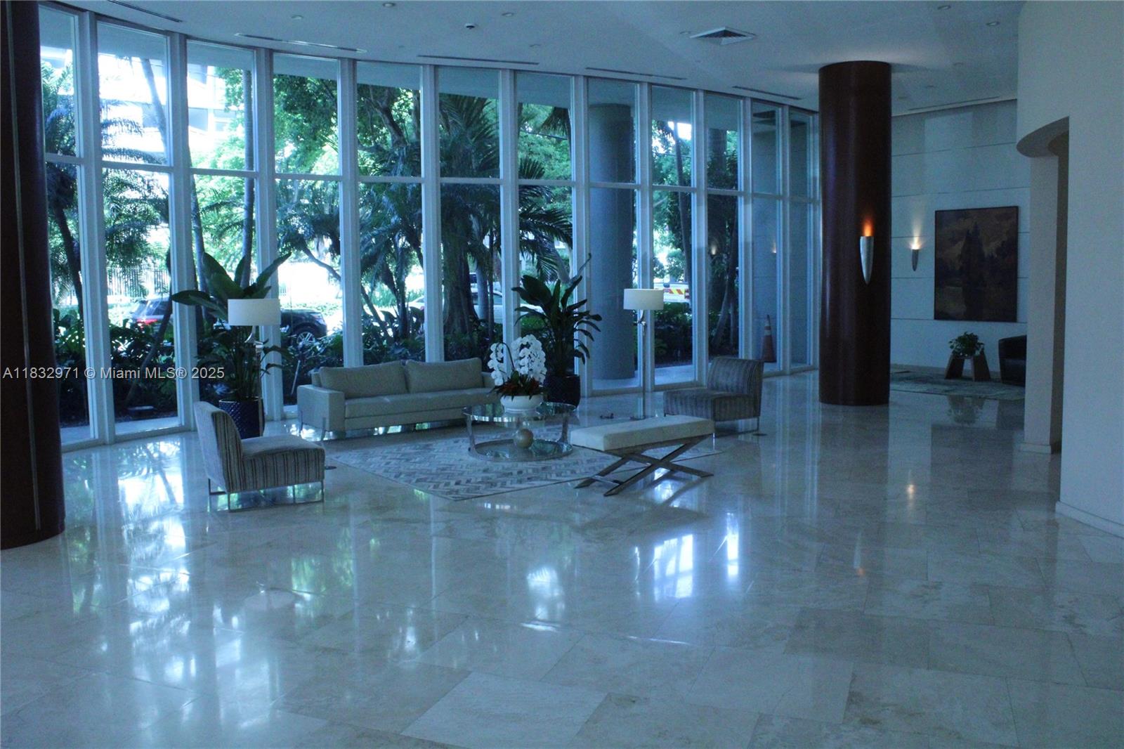 2475 Brickell Ave #1401, Miami FL 33129