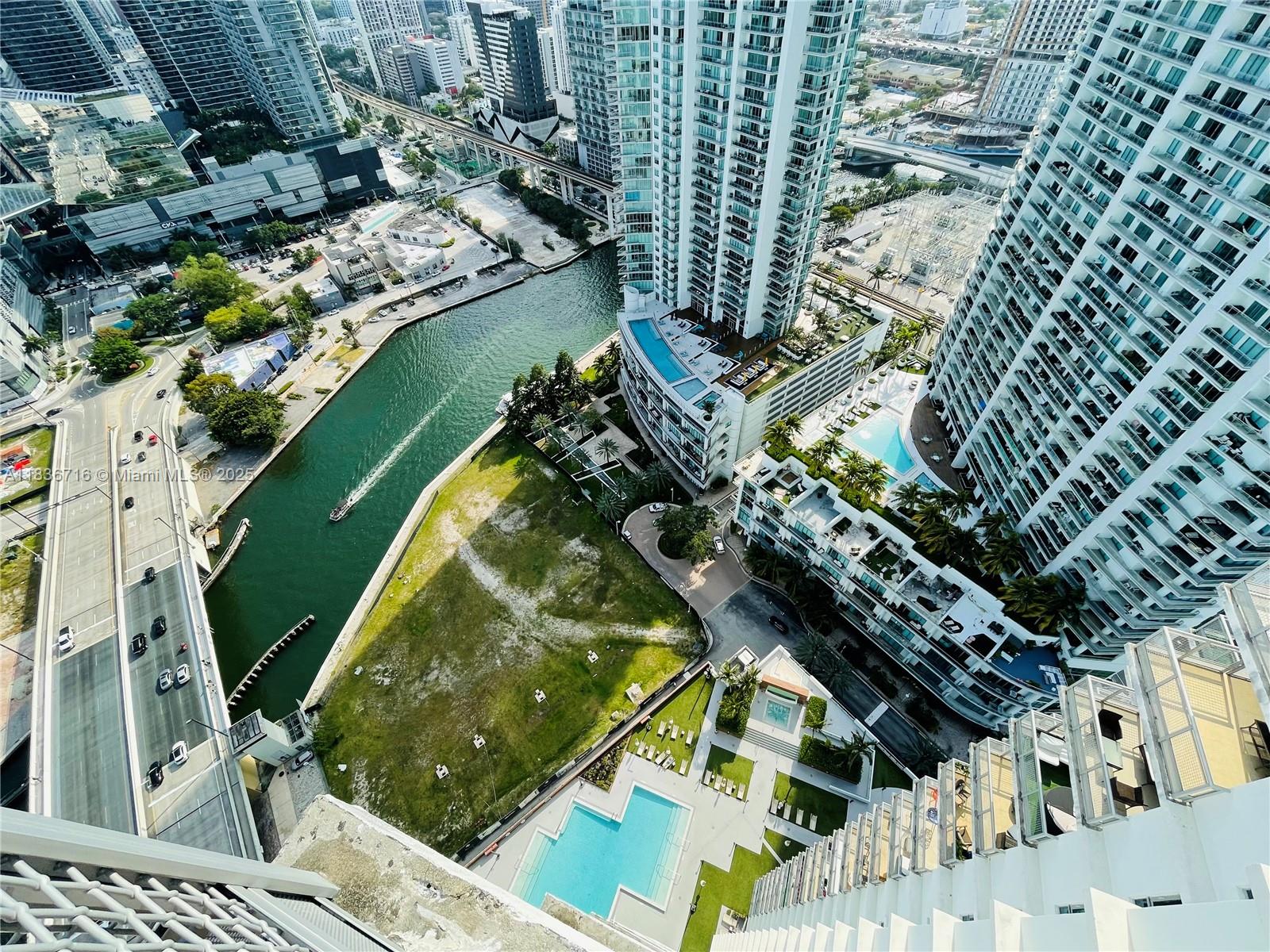 350 S Miami Ave #3908, Miami FL 33130