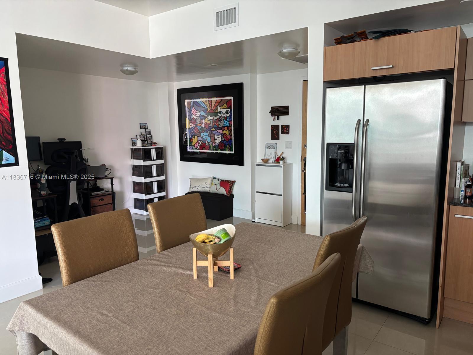 350 S Miami Ave #3908, Miami FL 33130