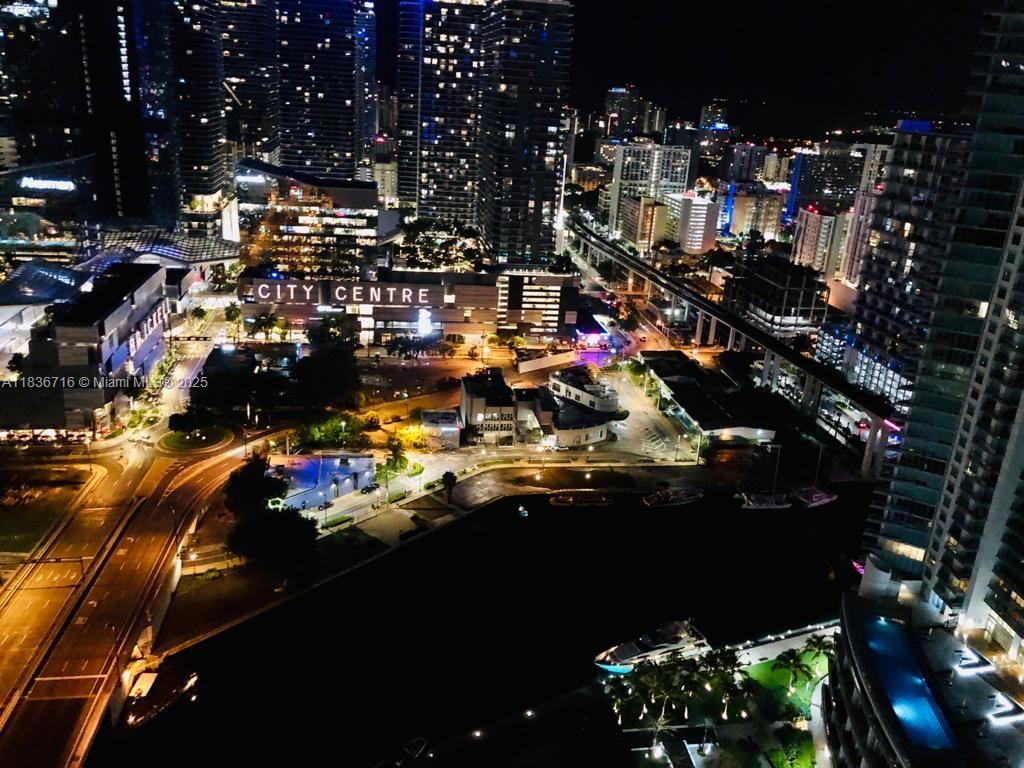 350 S Miami Ave #3908, Miami FL 33130