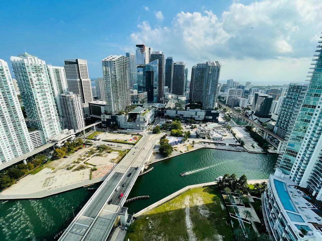 350 S Miami Ave #3908, Miami FL 33130