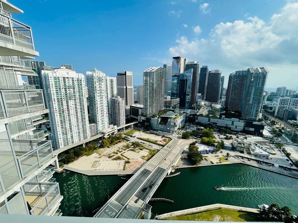 350 S Miami Ave #3908, Miami FL 33130