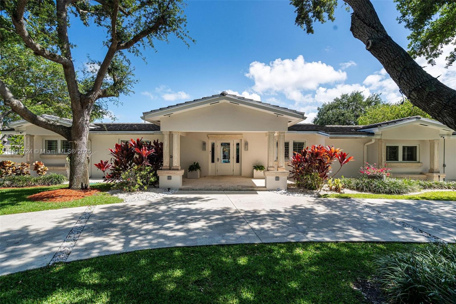 7160 SW 124th St, Pinecrest, Florida image 3