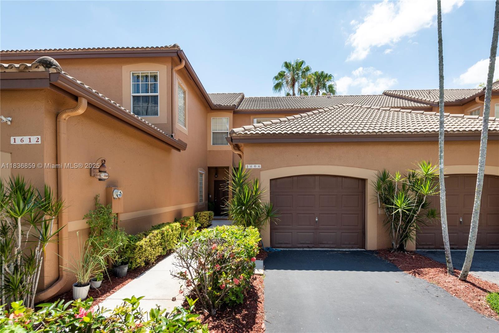 1606 Veracruz Ln, Weston, Florida image 2