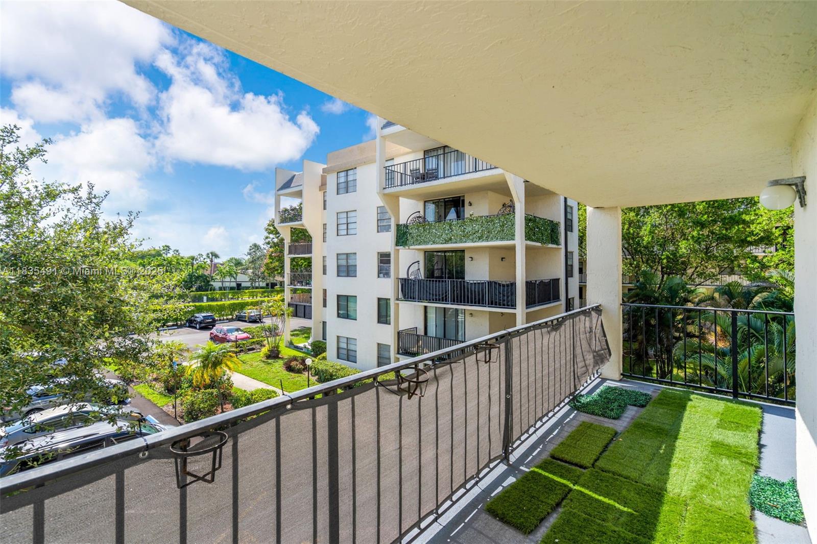 6190 Woodlands Blvd #311, Tamarac, Florida image 14