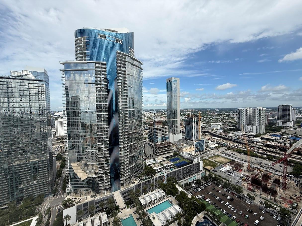 888 Biscayne Blvd #3901, Miami FL 33132