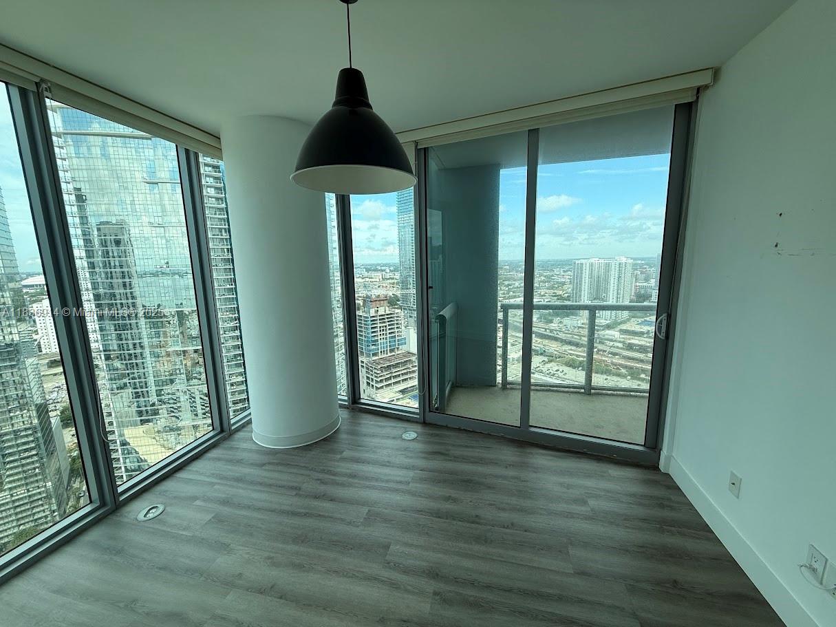 888 Biscayne Blvd #3901, Miami FL 33132