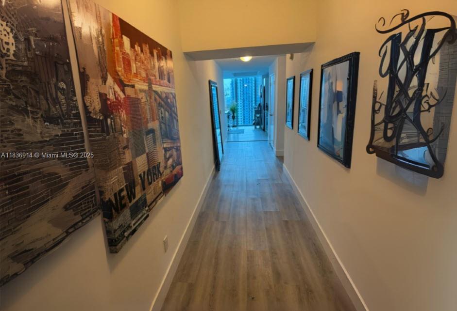 888 Biscayne Blvd #3901, Miami FL 33132