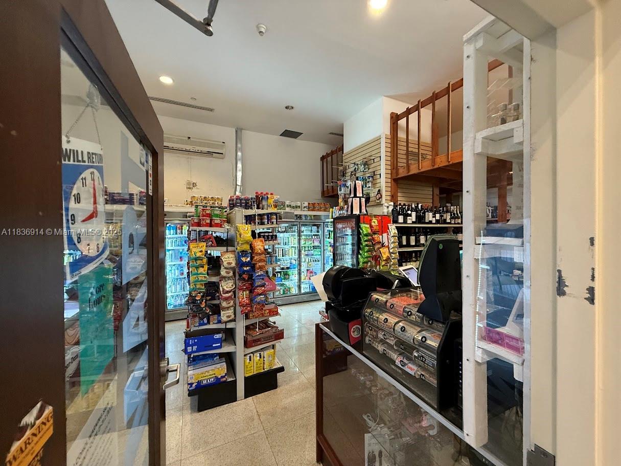 888 Biscayne Blvd #3901, Miami FL 33132