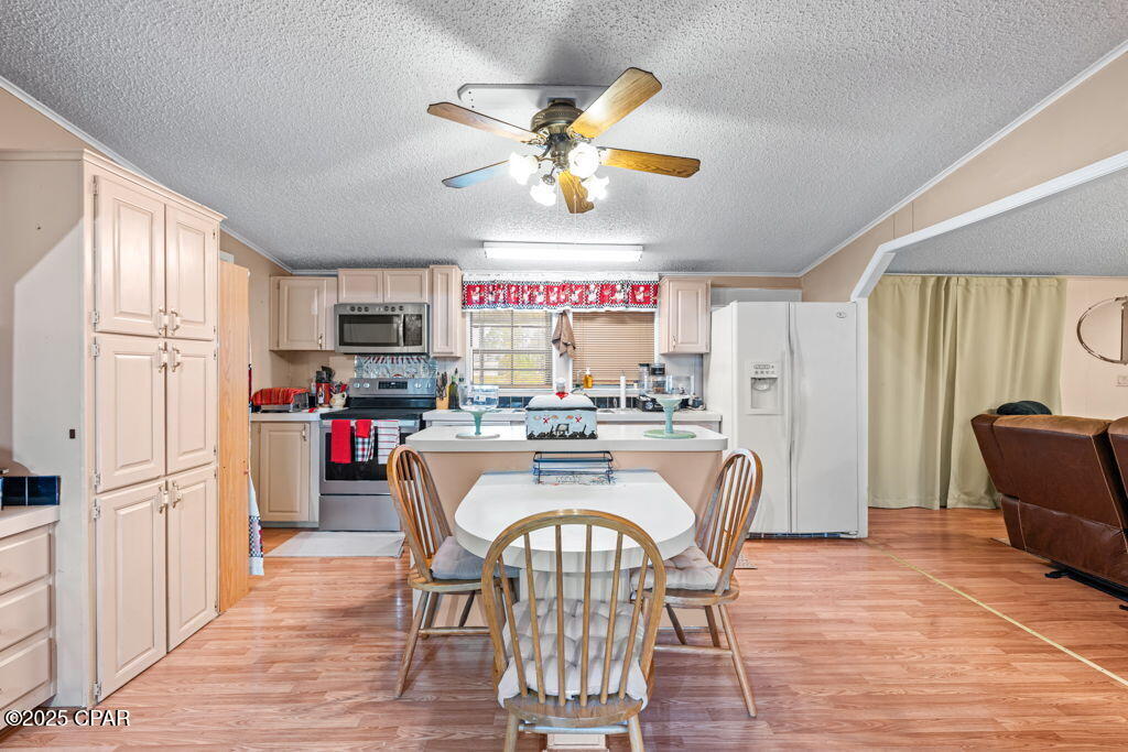 Image 12 For 22390 Valencia Drive