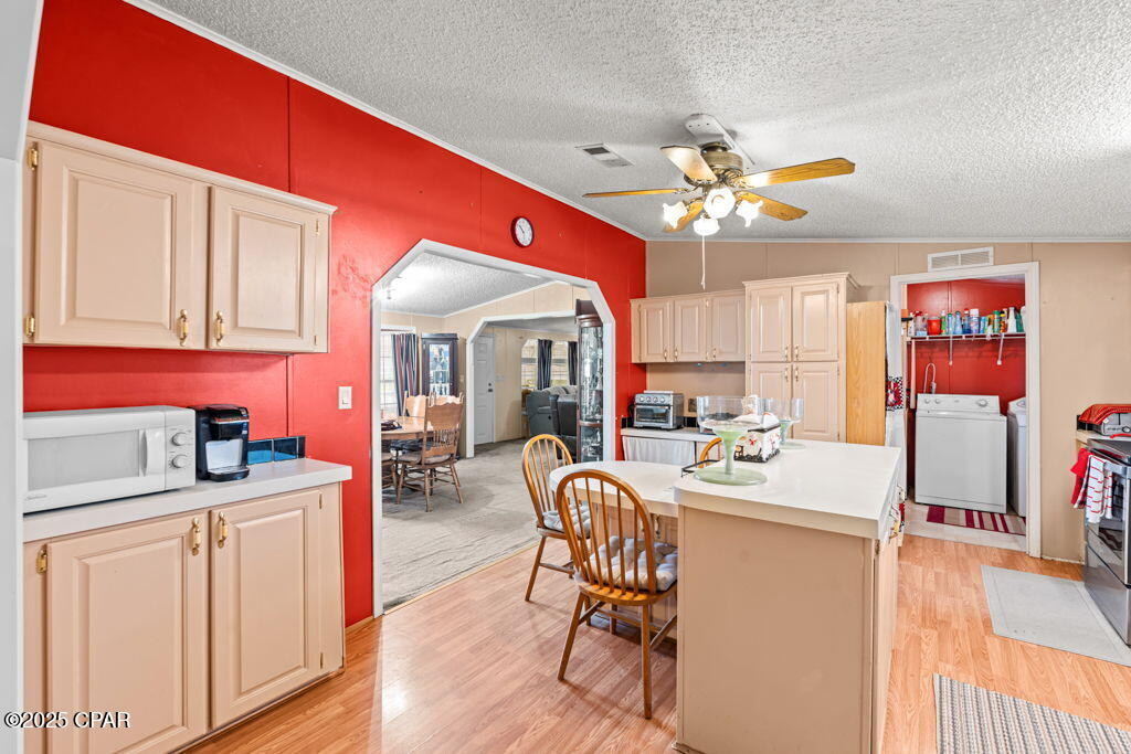 Image 14 For 22390 Valencia Drive