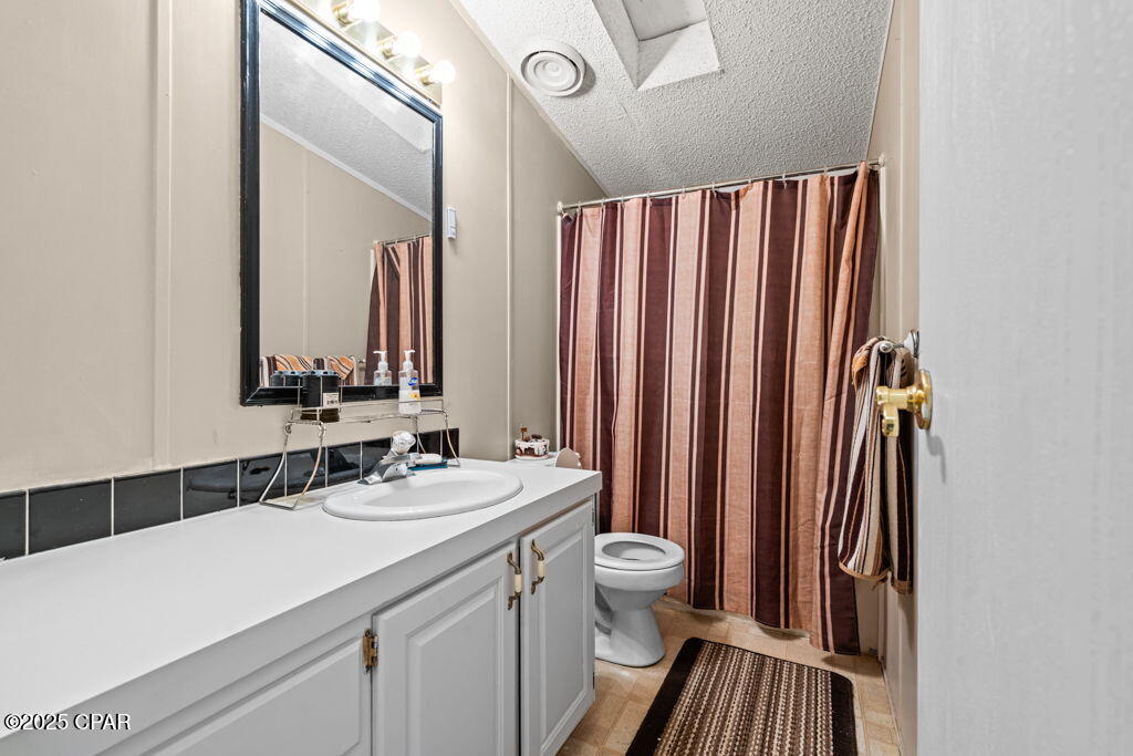 Image 36 For 22390 Valencia Drive