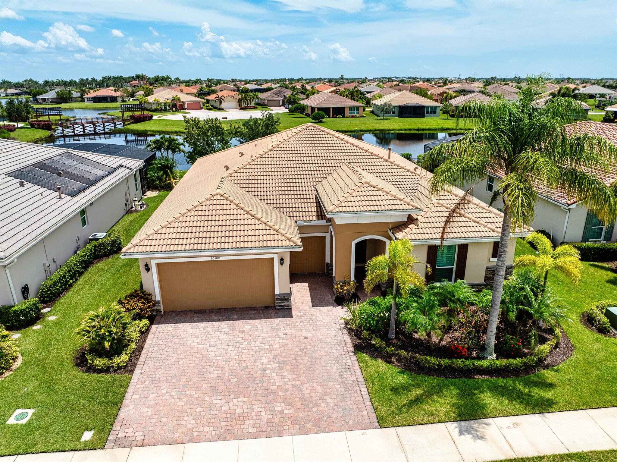 Homes for sale in Port St. Lucie, FL | 10108 Sw Cypress Wood Court, Port St. Lucie, FL 34987 | MLS# R11105953