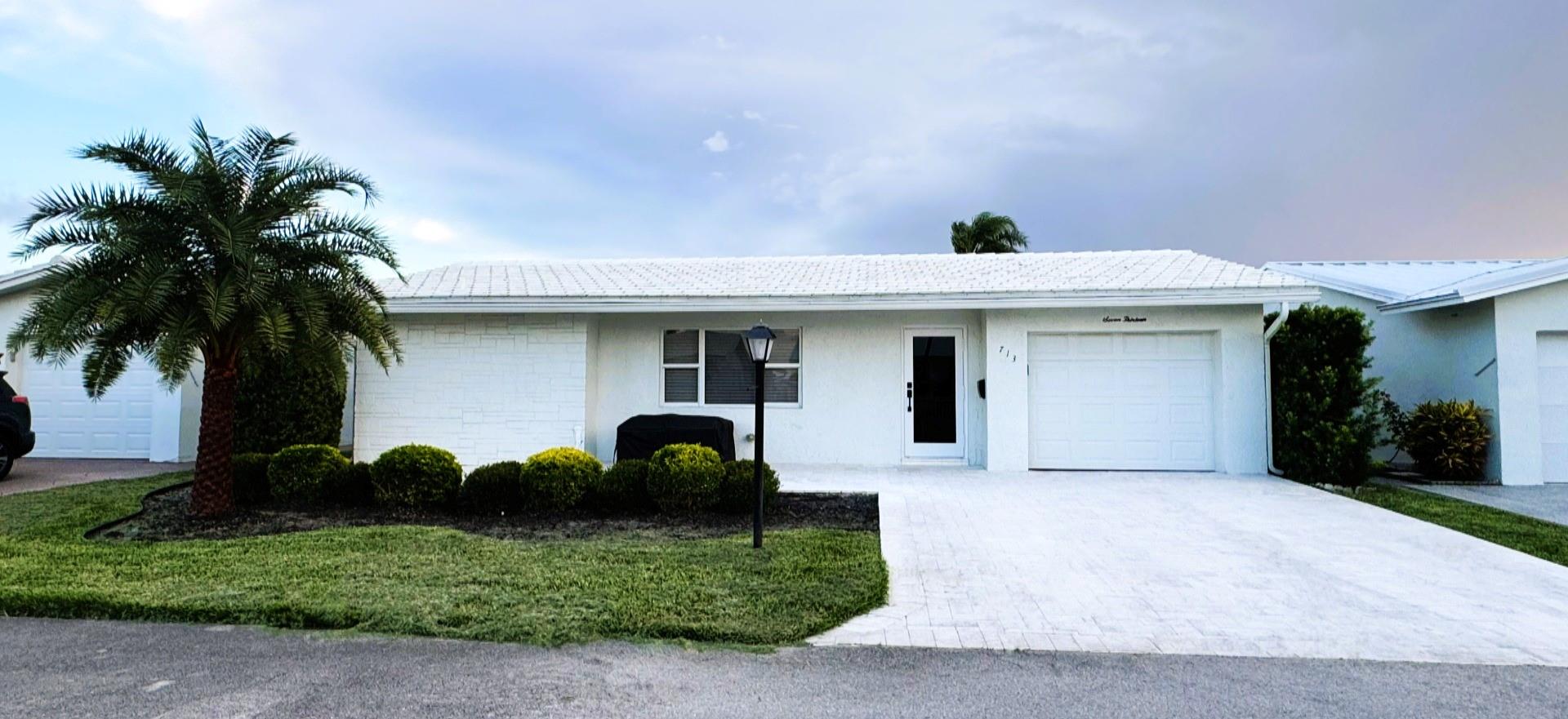 Palm Beach Leisureville S