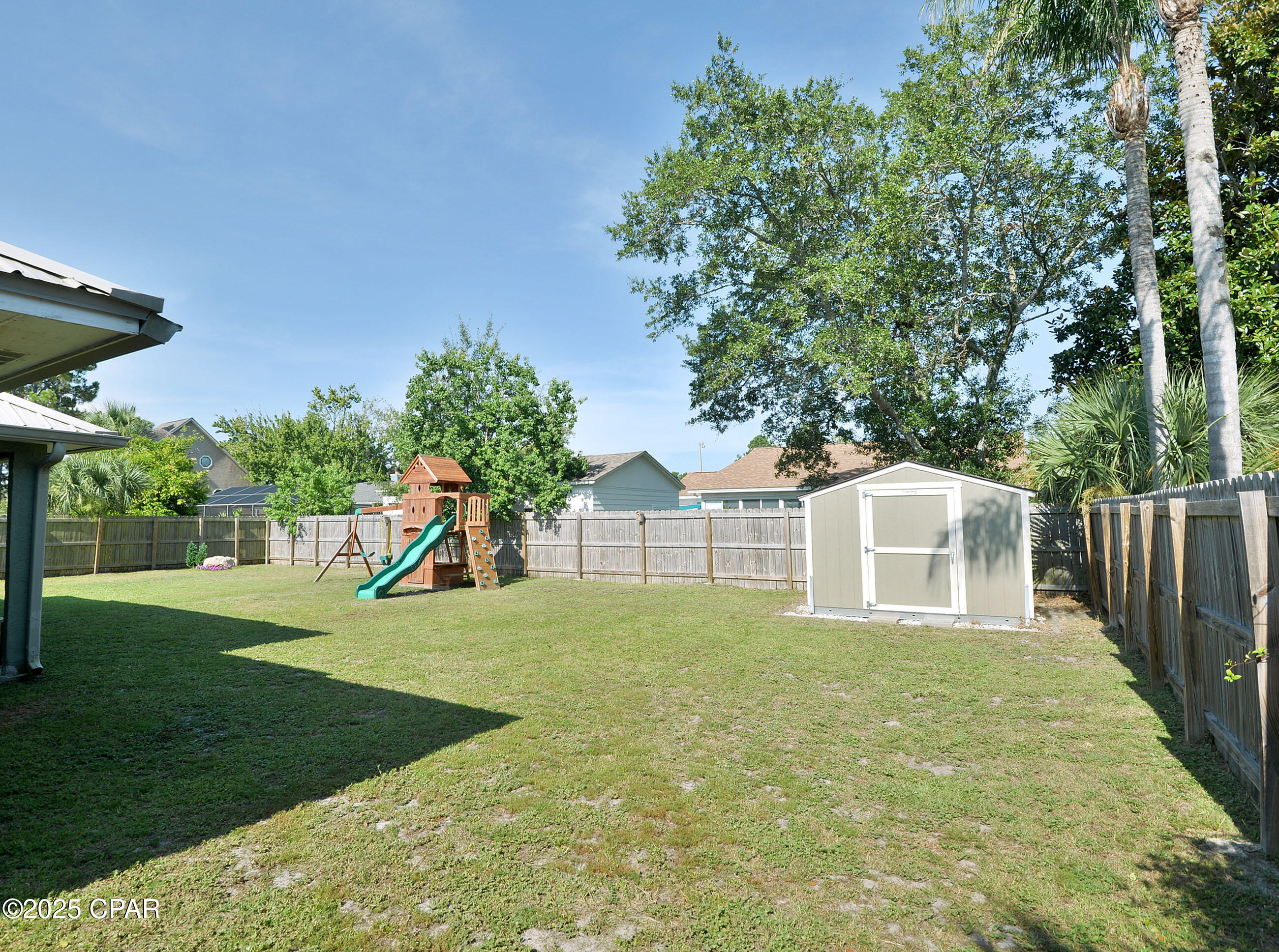 Image 40 For 218 Hidden Pines Drive