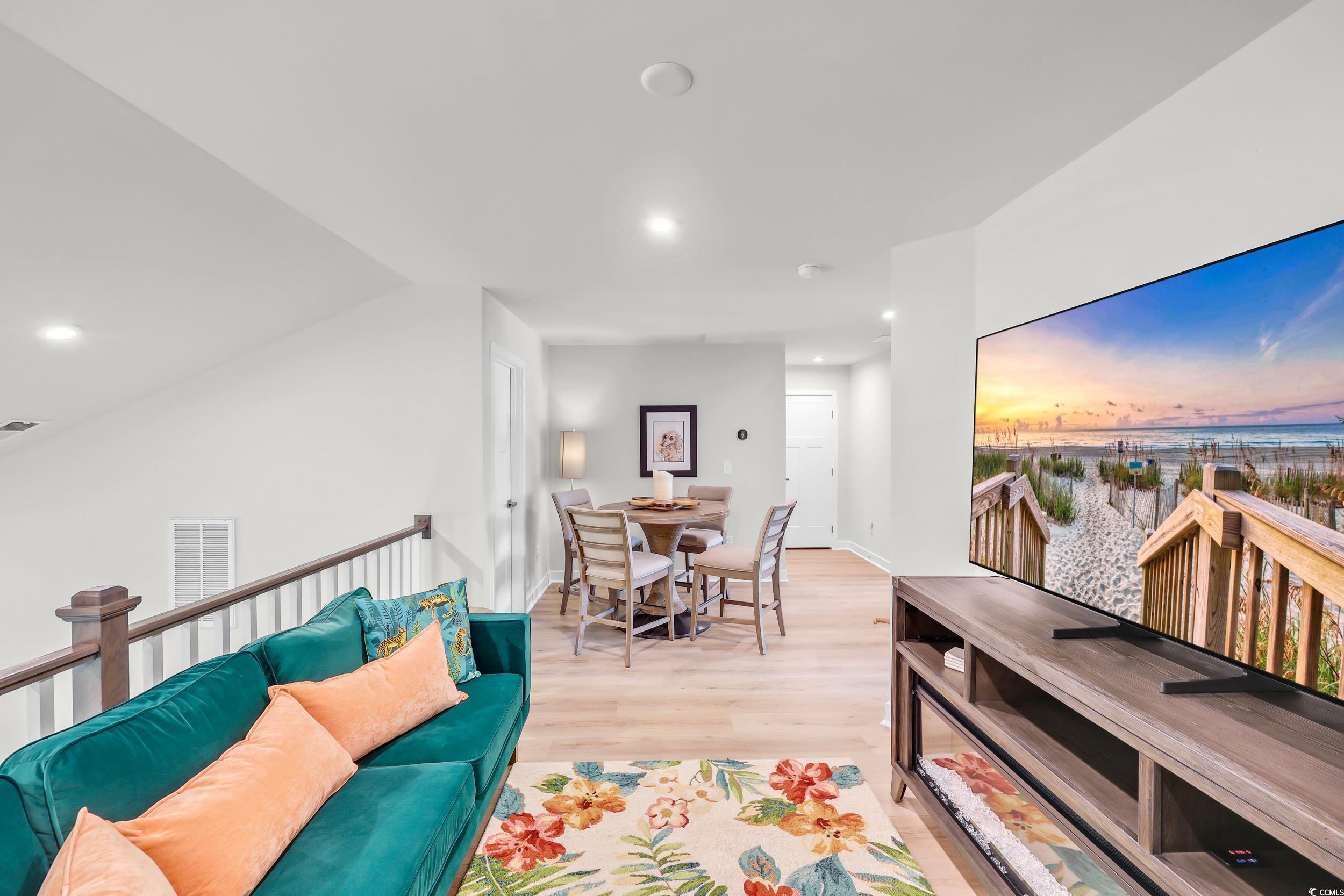 8906 Freya Way