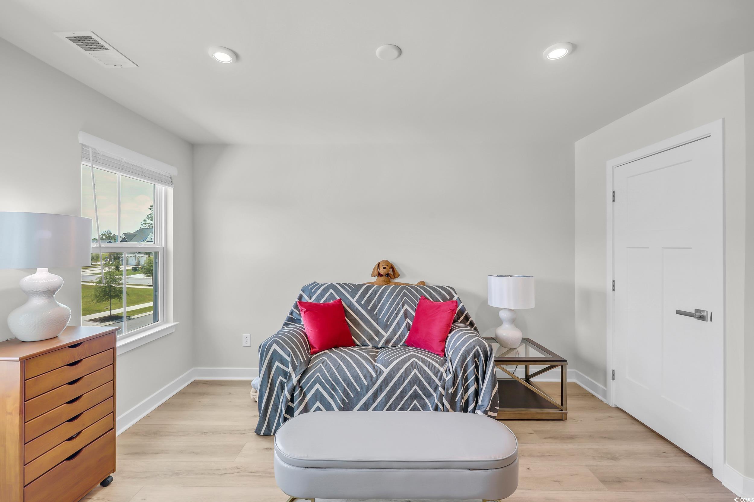 8906 Freya Way