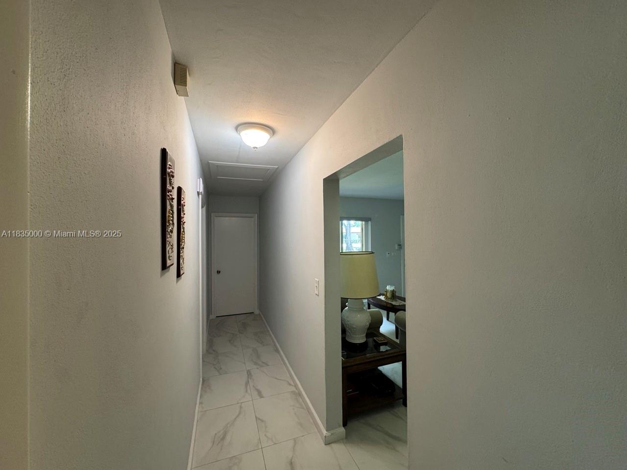 14181 Leaning Pine Dr, Miami Lakes, Florida image 11