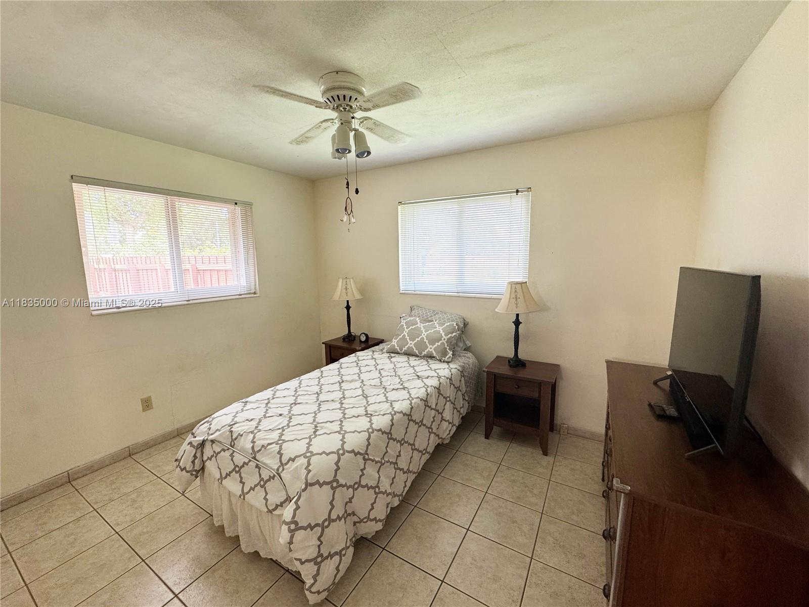 14181 Leaning Pine Dr, Miami Lakes, Florida image 14