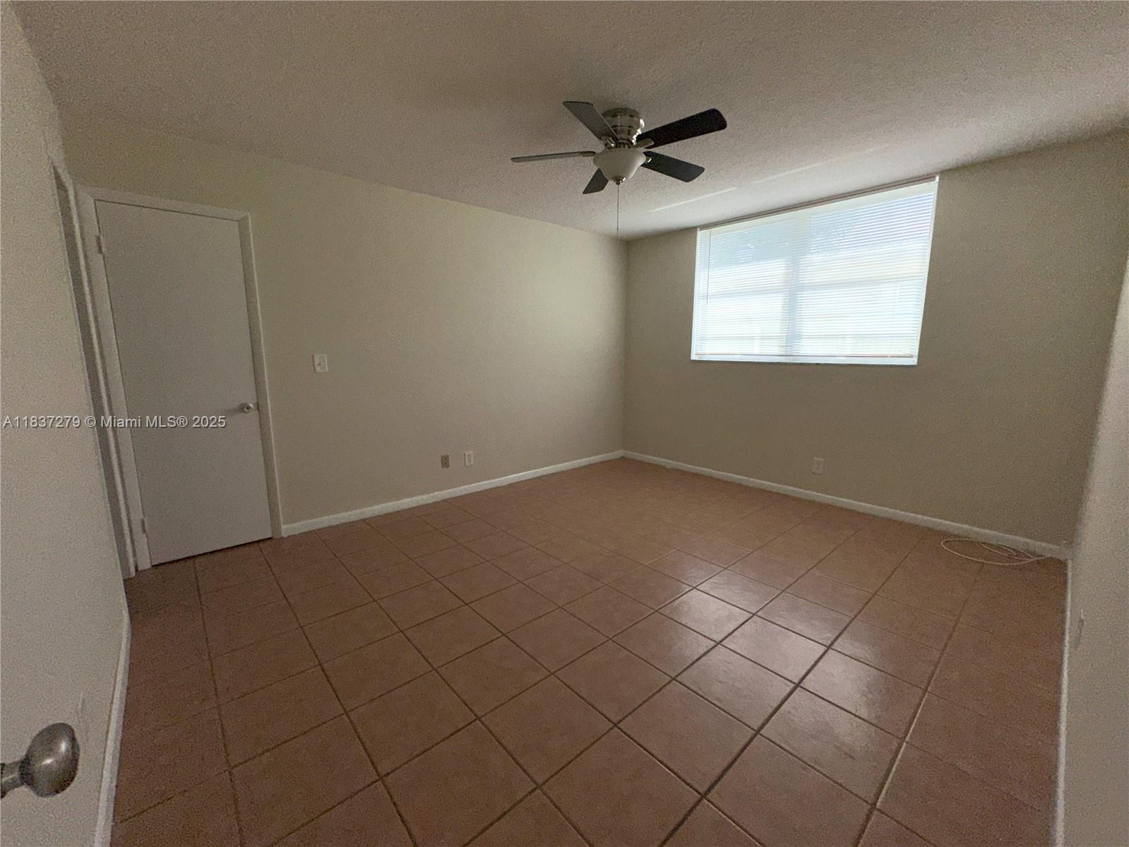 1720 Funston St #111, Hollywood, Florida image 11