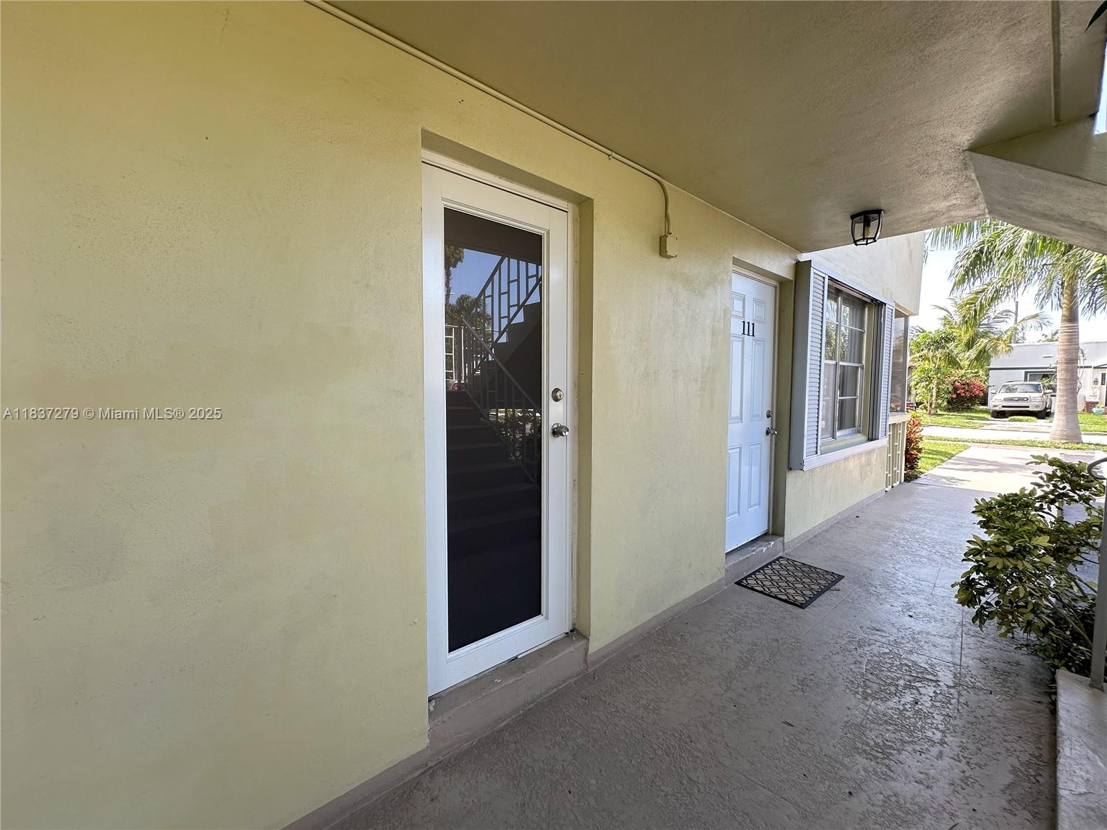 1720 Funston St #111, Hollywood, Florida image 19