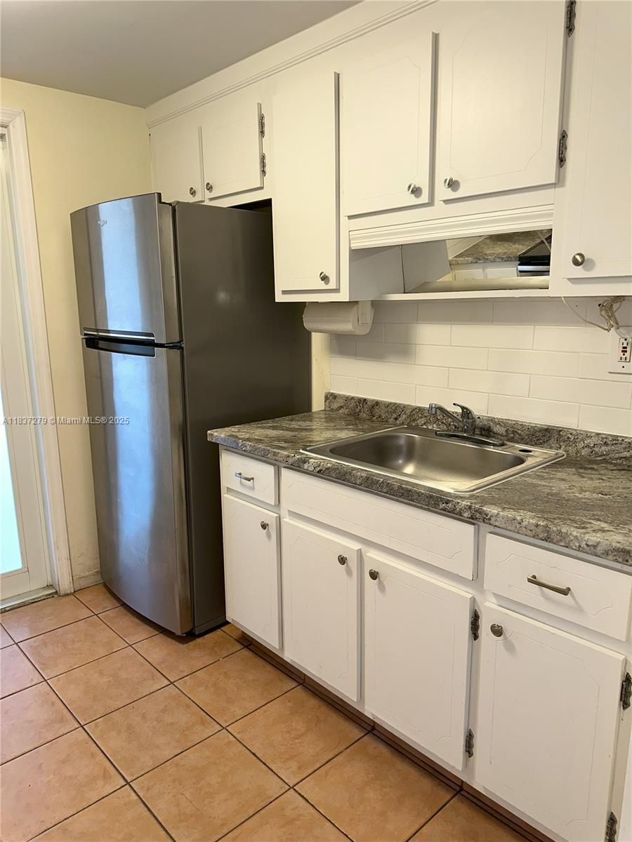 1720 Funston St #111, Hollywood, Florida image 9